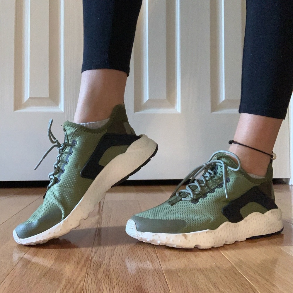 Nike Air Huarache Run Ultra women’s sneakers